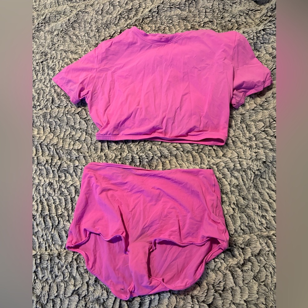 SKIMS BUBBLE GUM PINK SET